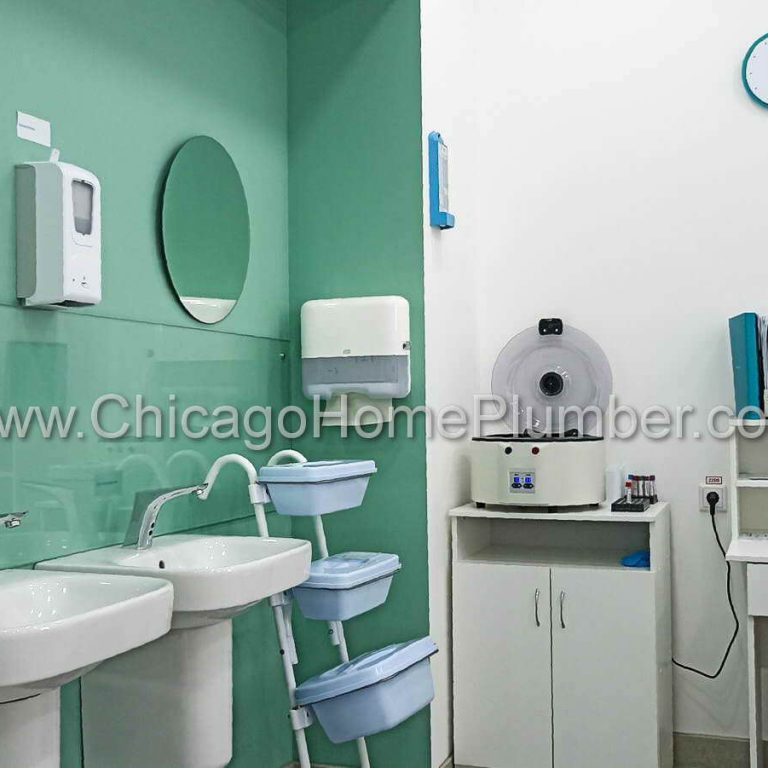 Commercial Plumber Near Me In Chicago - Chicago Home Plumber Tech PSD